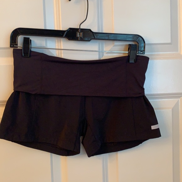 Adidas Stella McCartney shorts - Picture 1 of 6